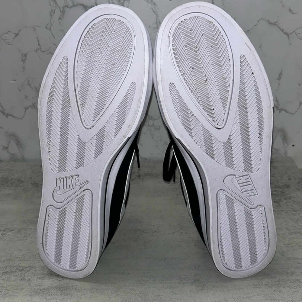 MENS Black and White Suede Nike - Picture 8 of 12